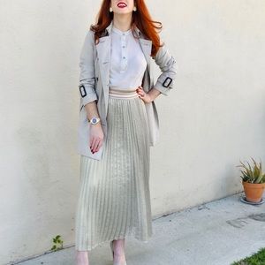 HD in Paris Gold/beige pleated maxi skirt